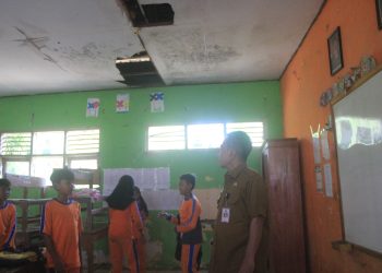 Kepala SDN Suci Minta Pemkot Serang Perbaiki Ruang Kelas Rusak