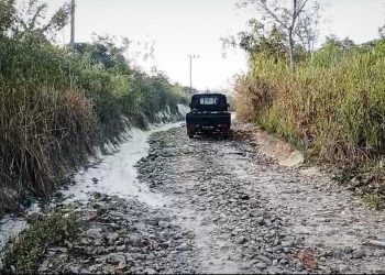 Jalan Rusak Bertahun-Tahun, Warga Desa Jayamanik Minta PTPN VIII Bertangung Jawab