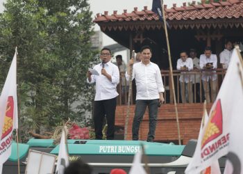 Usai Daftar ke KPU, Andra Soni-Dimyati Langsung Orasi di Pesta Rakyat