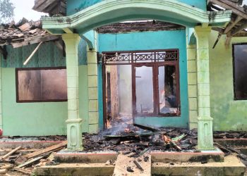 Satu RumahTerbakar, Diduga Korsleting Listrik