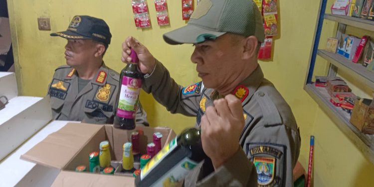 Lima Bulan, Satpol PP Cilegon Sita 750 Botol Miras