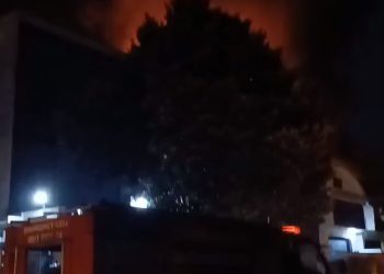 Sudah 12 Jam, Kobaran Api di Pergudangan Taman Tekno BSD Belum Padam