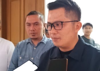 Datangi Bawaslu Pandeglang, Fitron Nur Ikhsan Konsultasi Aturan Kampanye