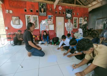 Puluhan Anak Disabilitas di Lebak Dilatih Menari, Melukis, dan Teater