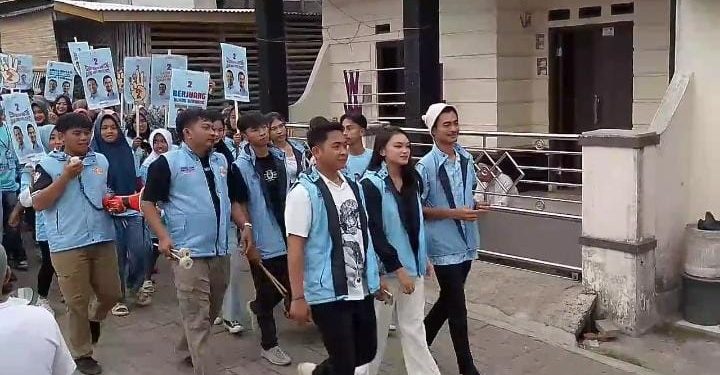 Ribuan Relawan Bison Andra-Dimyati Long March di Kaduhejo Pandeglang