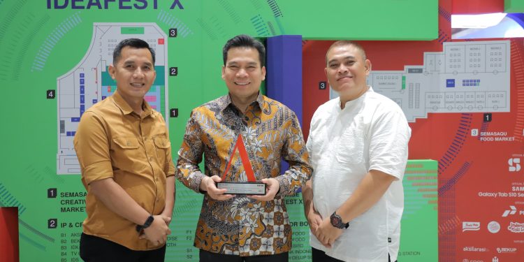 Diskominfo Tangsel Raih Penghargaan Inovasi Teknologi dan Pengembangan Infrastruktur Privat 5G