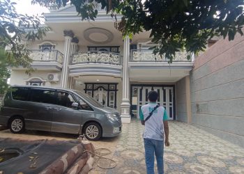 BREAKING NEWS: Petugas BNN RI Gerebek Rumah Mewah di Taktakan yang Jadi Tempat Produksi Narkoba