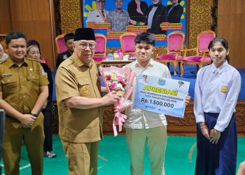 Amru Rasyid Halomoan Pandita, Wakili Banten Juarai 02SN Cabang Renang Tingkat Nasional