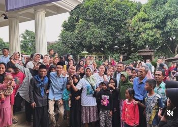 Tim Pemenangan Andra Soni-Dimyati Door To Door Sosialisasi ke Masyarakat