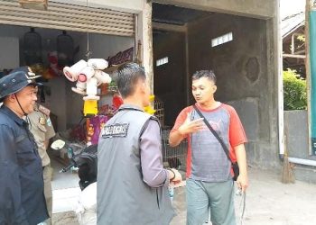 Bawaslu Pandeglang Tertibkan APK Jelang Kampanye, Sempat Diwarnai Adu Mulut