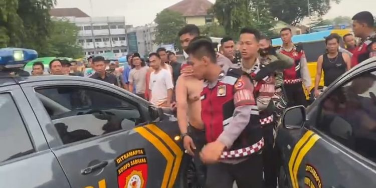 Jadi Korban Pengeroyokan di Terminal Pakupatan, Debt Collector Tak Lapor Polisi