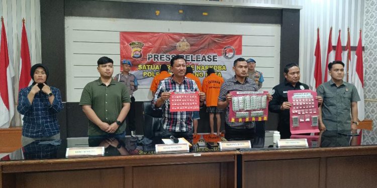 Polresta Serang Kota Tangkap Empat Pengedar Obat Keras dan Sabu-sabu