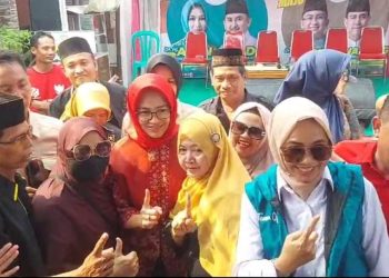 Datang ke Cikande Permai, Airin Janji atasi Banjir Hingga akan Beri Beasiswa Sekolah Swasta