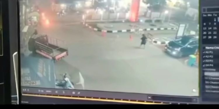 Lelaki yang Bakar Diri di SPBU Pondok Kacang Timur Meninggal Dunia