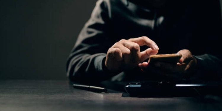 Tipu Ganjar Pranowo Hingga Eks Panglima TNI dan Eks Kapolri, Warga Bekasi Ini Gunakan Uangnya untuk Judi Online
