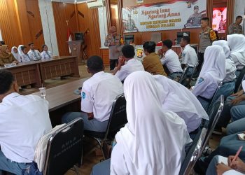 Kapolres Serang AKBP Condro Sasongko Berikan Motivasi kepada Pelajar SMKN