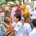 Kreativitas Siswa SMKN 2 Pandeglang: Ubah 1.000 Botol Plastik jadi Tulisan Sekolah