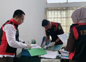 Geledah Koperasi Pegawai Kemenag, Kejaksaan Bawa Satu Koper Dokumen