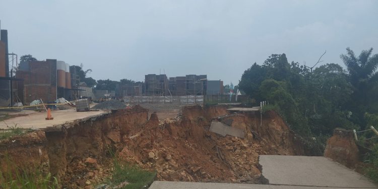 Anggota DPRD Kabupaten Tangerang Dorong Anggaran Perbaikan Longsor Pagedangan