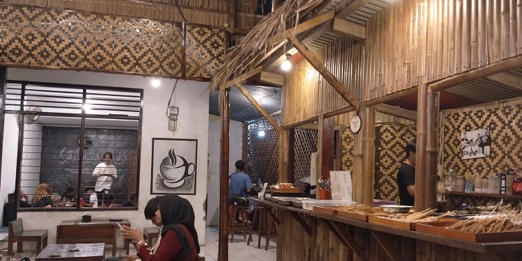 Kongkow di Angkringan Djawi Pandeglang, Menu dari Rp 2 Ribuan
