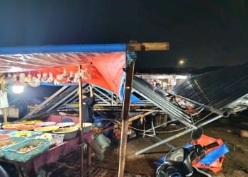 Angin Kencang Sapu 9 Lapak di Pasar Ciputat