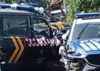 Gara-gara ODGJ Ngamuk, Dua Mobil Polisi Terlibat Kecelakaan