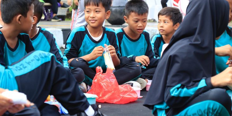 Pj Bupati Tangerang Ajak Masyarakat Jadikan Ikan Menu Wajib Keluarga