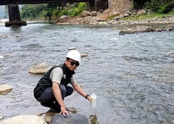 DLH Periksa Kualitas Air di 7 Sungai di Lebak