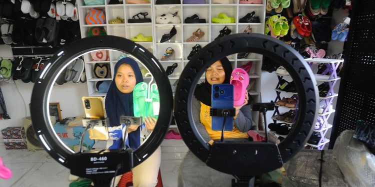 Indeks Bisnis UMKM BRI Triwulan III 2024: Ekspansi Bisnis UMKM Melambat, Perlu Penguatan Daya Beli
