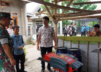 Lingkungan Ciwaru Kelurahan Banjar Agung Pamerkan Hasil Tanaman Hidroponik