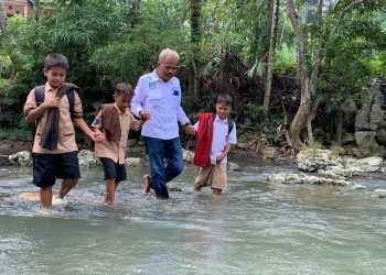 Dinas PUPR Lebak Diminta Bangun Jembatan Gantung Leuwiawi yang Ambruk