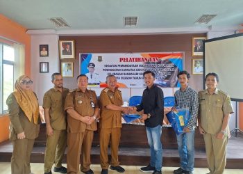 Tingkatkan Keahlian, Puluhan Pemuda Kelurahan Randakari dan Gunungsugih Dilatih Las