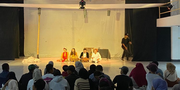 Pertunjukan Teater Regent: Sejarah dan Pergulatan Batin Bupati Lebak ke-2
