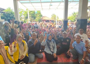 Intan Sapa Warga Sukadiri, Emak-emak Ingin Harga Komoditi Turun