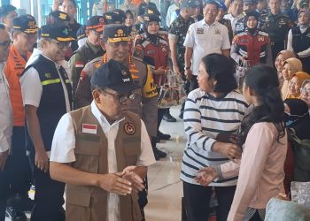 Menko PMK Hingga Kapolri Tinjau Arus Nataru di Pelabuhan Merak