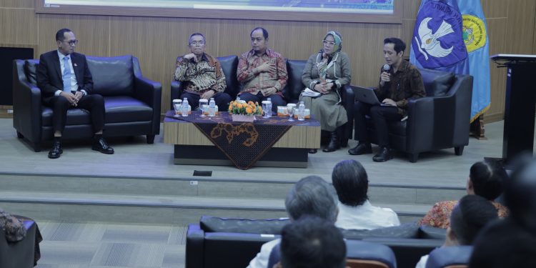 Peringati Hari Antikorupsi Sedunia, Kejati Banten Gelar Bedah Buku “Esensi Niat Jahat Dalam Perkara Korupsi yang Menyebabkan Kerugian Negara”