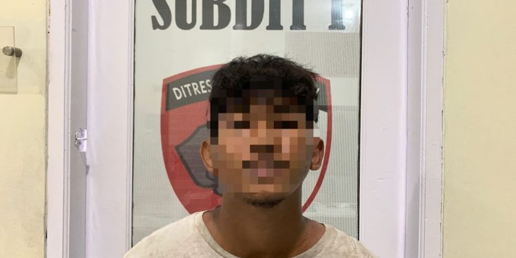 Jadi Pembeli, Petugas Ditresnarkoba Polda Tangkap Pengedar Sabu di Jakarta