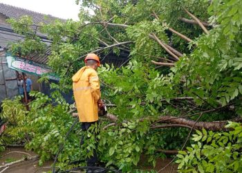 Warga Kota Serang Diminta Waspada Potensi Bencana di Puncak Musim Hujan