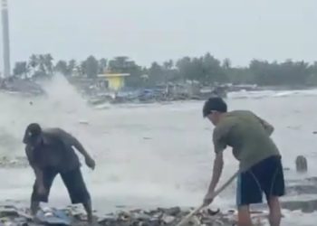 Pantai Cikeusik dan Labuan Berpotensi Banjir Rob