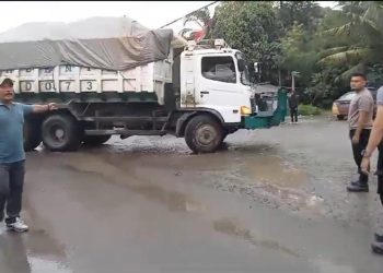 Truk Pasir Bahayakan Pengguna Jalan, Polres Serang Dirikan Posko untuk Cegah Kecelakaan