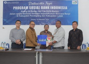 BI Banten Salurkan Bantuan Sosial untuk Korban Banjir di Lebak dan Pandeglang