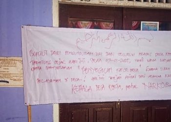 Kantor Desa Kerta Lebak Disegel Warga, Kades Bantah Tuduhan Narkoba dan Senpi
