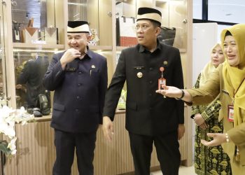 Jadi Ruang Promosi, Pj Bupati Tangerang Resmikan Gerai Dekranasda Kabupaten Tangerang