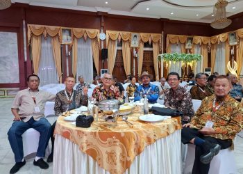 Catatan Ian Situmorang; MARI KITA JUAL HPN