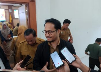 Wakil Walikota Cilegon Kecewa Sampah di Pasar Baru Merak Menumpuk