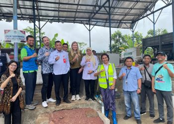 Atasi Sampah Kayu di Cisadane, DLHK Kabupaten Tangerang Kerjasama dengan PLTU Lontar