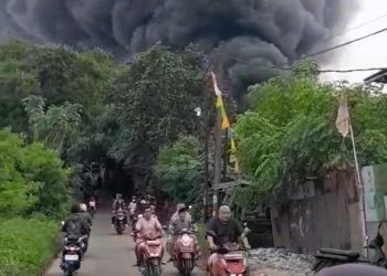 Gudang Karet di Sindang Jaya Tangerang Terbakar, Diduga Akibat Korsleting Listrik