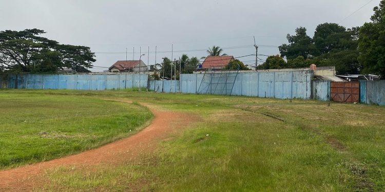 DPRD Lebak Kritik Stadion Uwes Qorny yang Tidak Terawat
