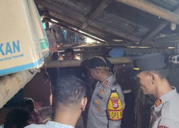 Kapolres Serang Renovasi Rumah Warga Bandung yang Tinggal Dibekas Kandang Kerbau