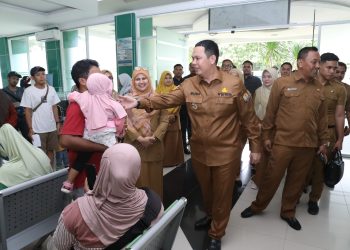 Hari Pertama Kerja, Budi Rustandi Sidak RSUD Kota Serang